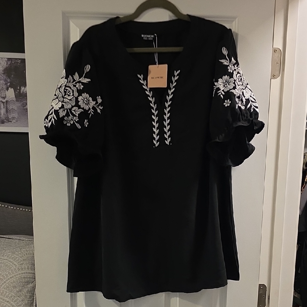 BLOOMCHIC Black Blouse with White Embroidery